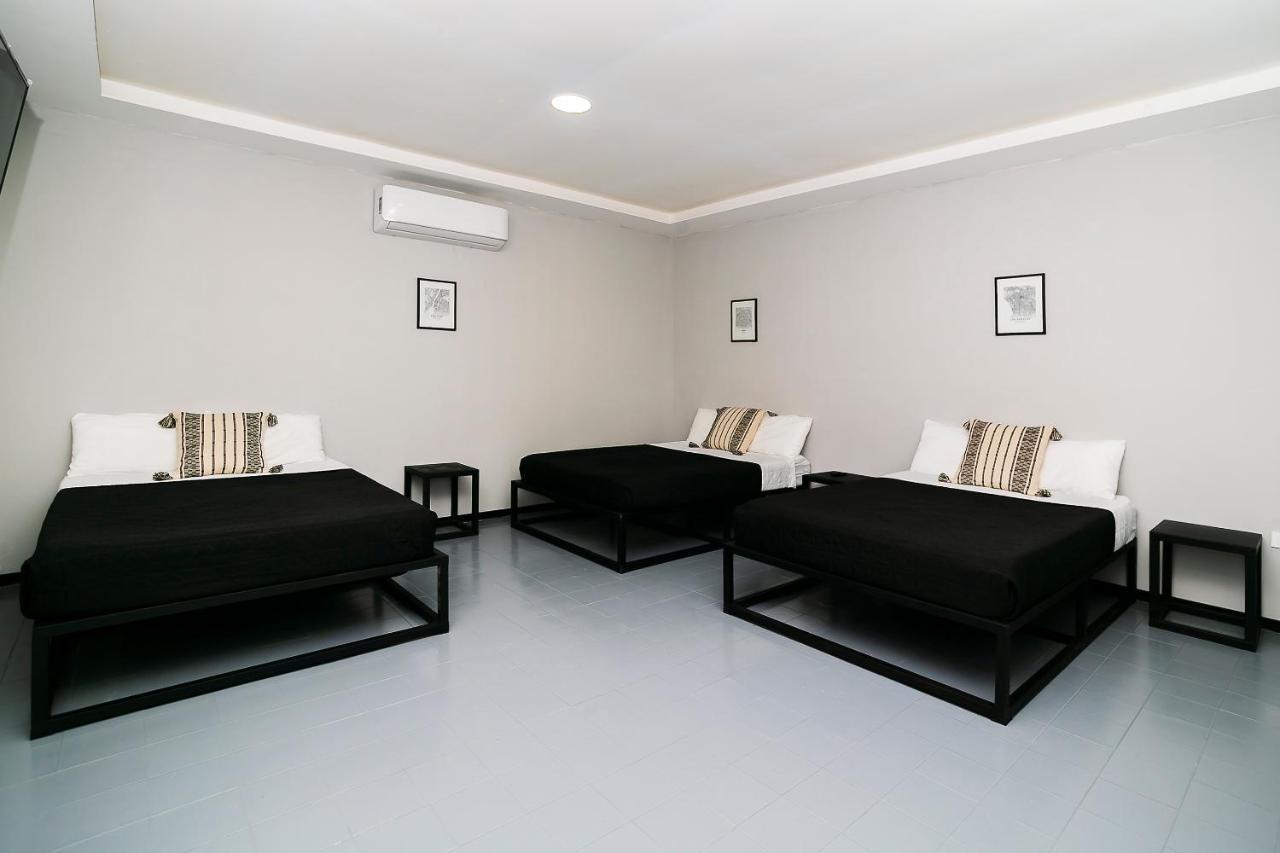 Adhoc Plaza Hotel Monterrei Exterior foto